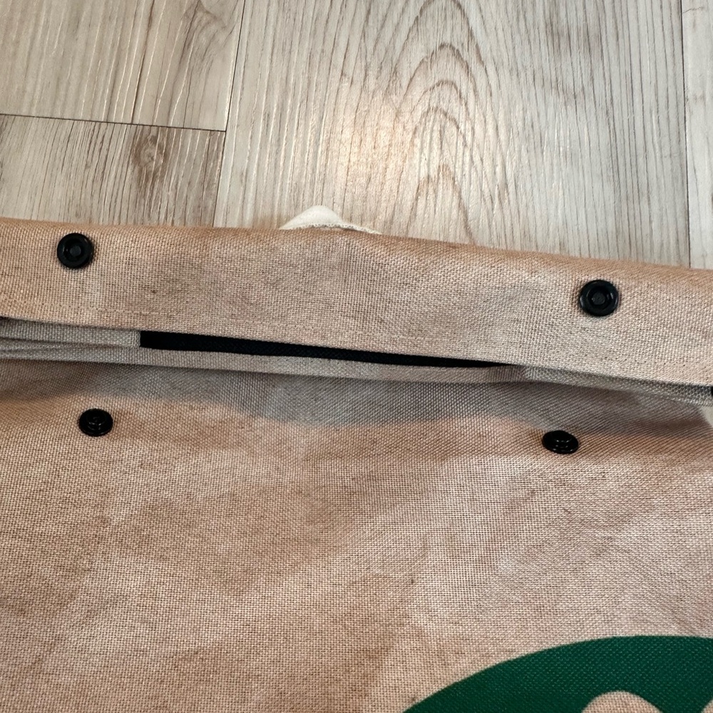 EUC mini Starbucks backpack… perfect as a lunch bag - Picture 3 of 4